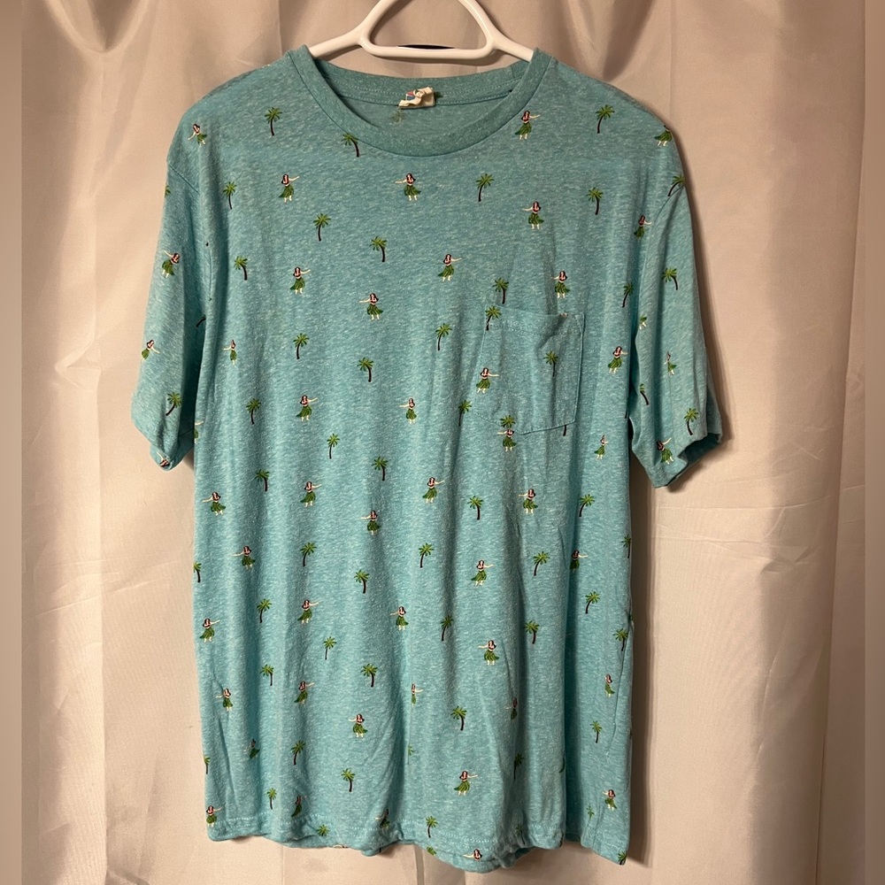 Urban Heritage Light Teal Blue Palm Print Men's Tee. Size L
